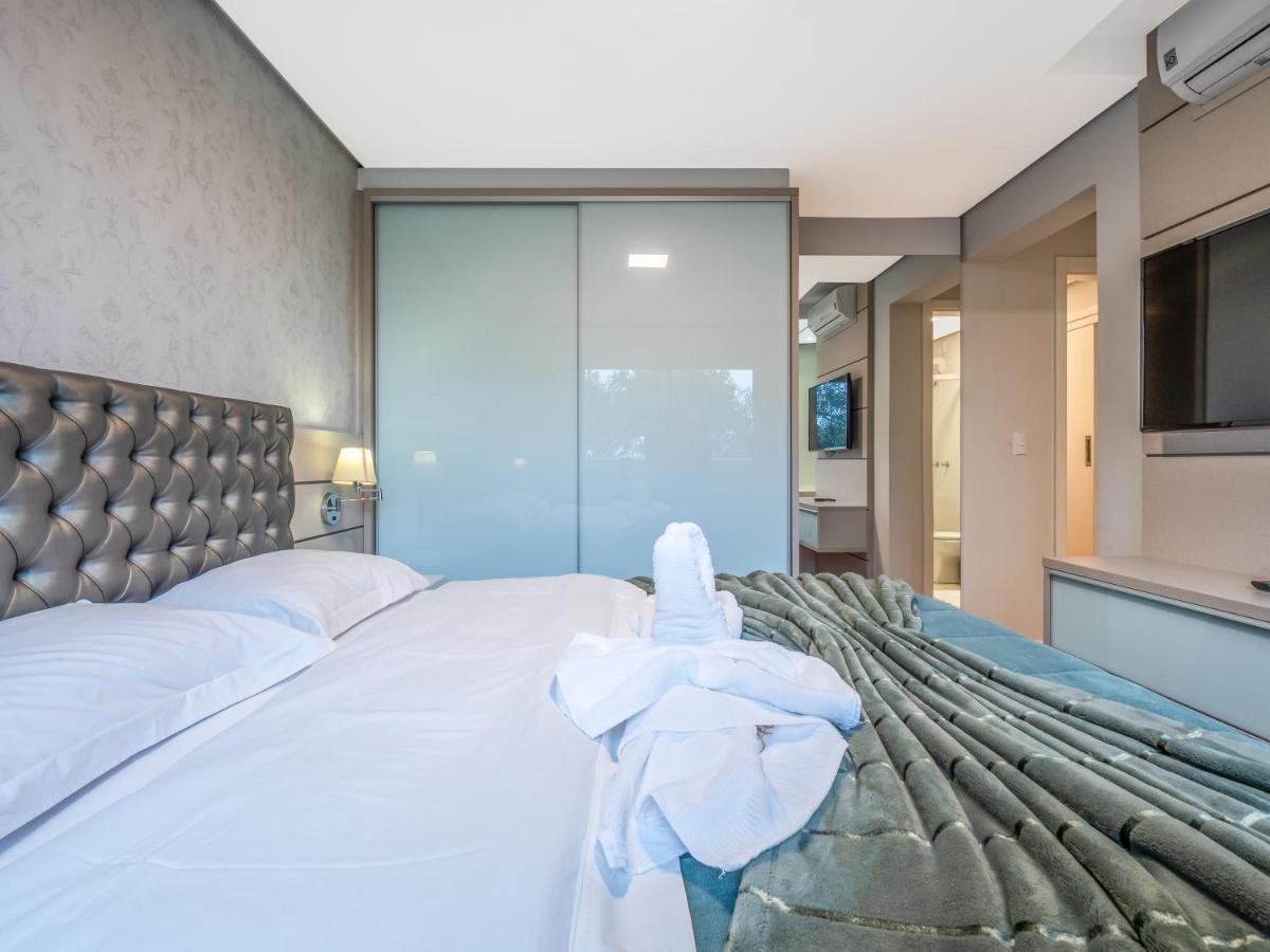 2 Suite, 1 Dormitorio Em Meio A Mata Araucaria A 1,5 Km Centro, Altos De Gramado Zewnętrze zdjęcie